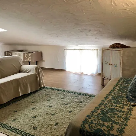Leda Apartment Piras